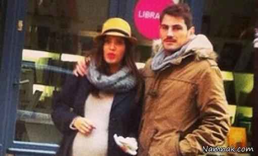 سایت توئیتر کاسیاس و همسرش در پاریس