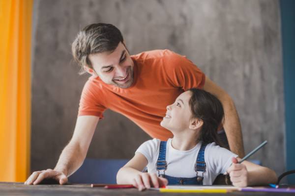 جواب سوال کودکان در مورد بارداری  جواب صادقانه به کودک