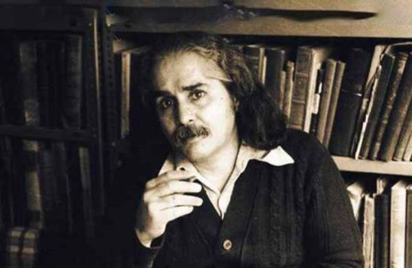 مهدی اخوان ثالث