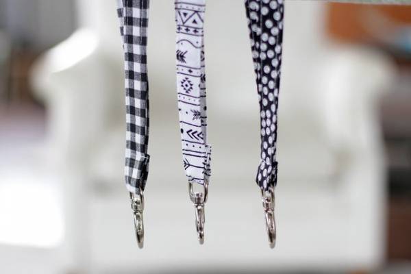 بند آویز کارت