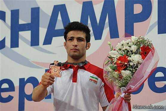 دوری رحیمی از میادین