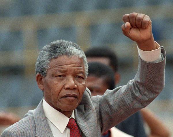 زندگینامه نلسون ماندلا 