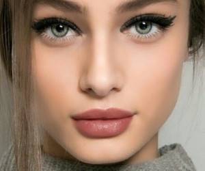 آرایش دخترانه