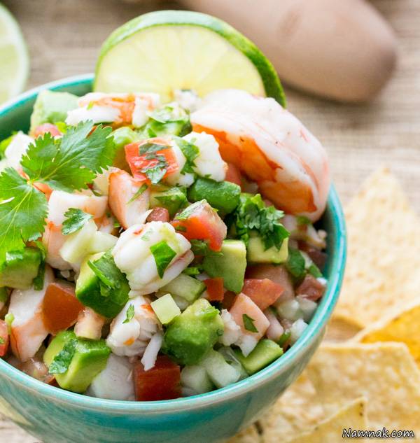 سالاد سالسای میگو و آووکادو