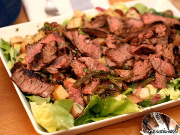 طرز تهیه سالاد استیک و سیب زمینی