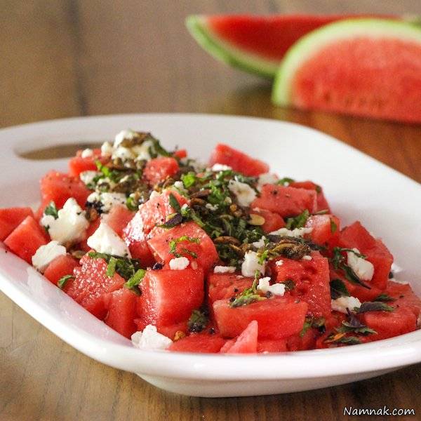 طرز تهیه سالاد هندوانه با پنیر کاتیج سالاد هندوانه با پنیر کاتیج