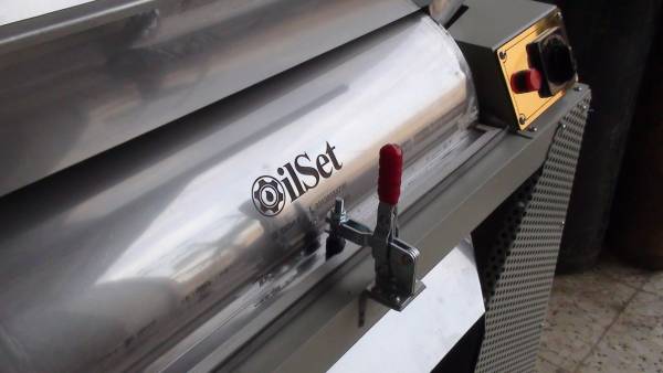 دستگاه آب گوجه گیری