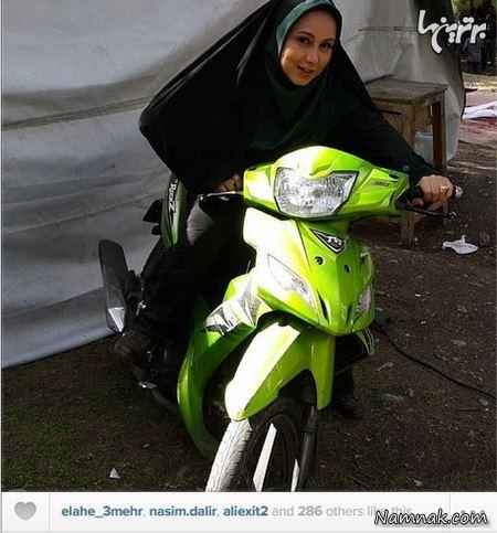 بهنوش بختیاری سوار موتور