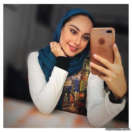 سلفی ترلان پروانه