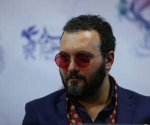 اینستاگرام کامبیز دیرباز