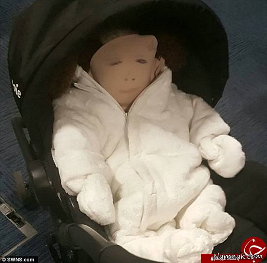 دختر نوجوان عروسک