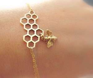 زیورآلات زنبوری