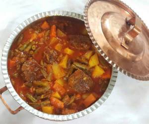 خورش لوبیا سبز با سویا