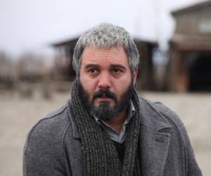 کامبیز دیرباز