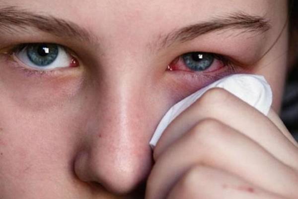 انتقال ویروس کرونا از طریق چشم