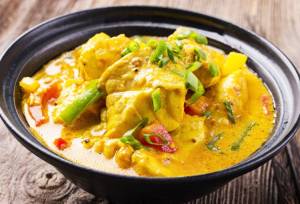 خوراک ماهی سفید با کاری