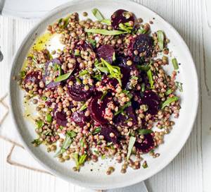 سالاد لبو و عدس