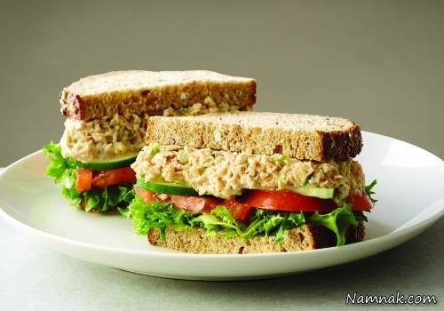 ساندویج ماهی تن با کرفس