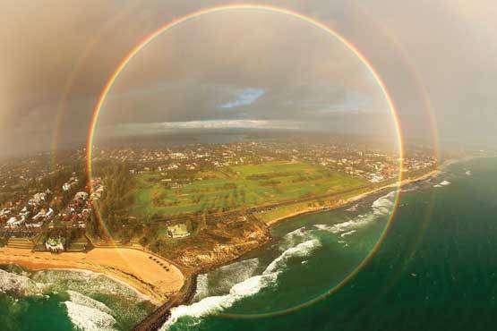 دیدن رنگین کمان از هواپیما