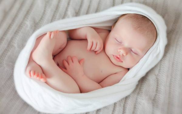 نوزاد با 350 استخوان و بزرگسال با 206