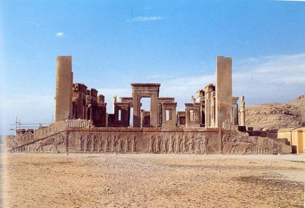 زمان ساخت ماکت و کاخ پرسپولیس