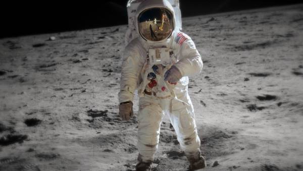 وزن انسان در سیارات